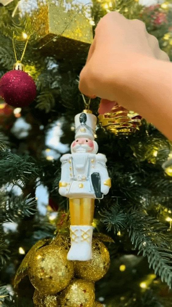 Giáng sinh ngoại lệ của phú bà 10x Lona Kiều Loan trong căn duplex hạng sang-3