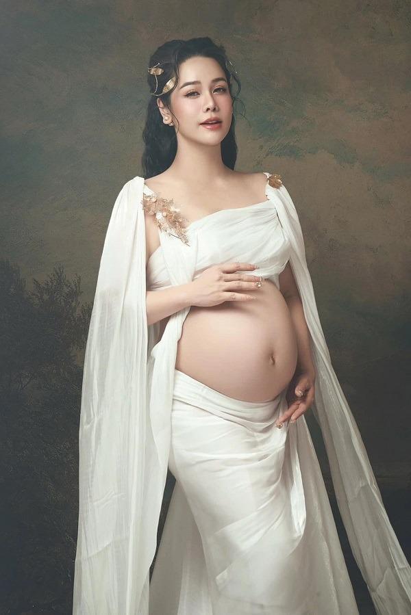 Mang thai lần 2 ở tuổi 39, Nhật Kim Anh trả lời thông tin bí mật kết hôn và hé lộ thái độ chồng cũ-2