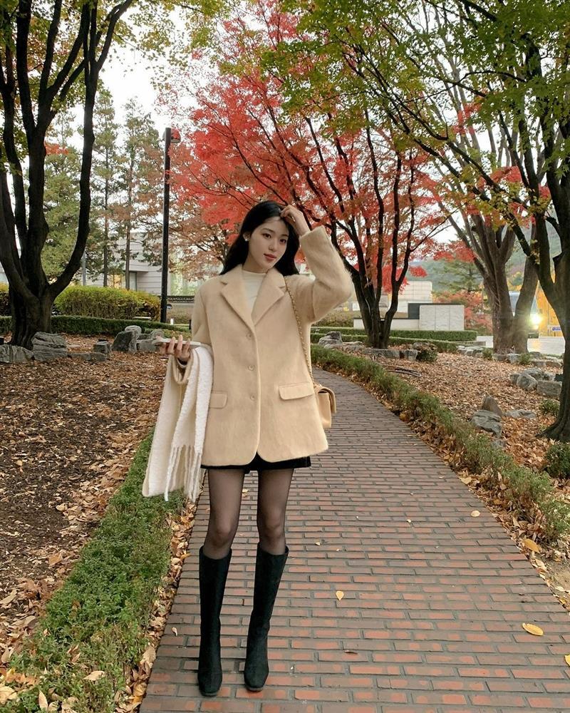 Những cách lên đồ trông chân dài miên man trong mùa lạnh-4