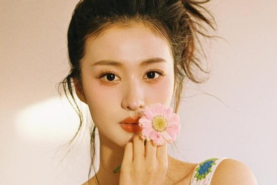 Trúng số đúng ngày 21/12/2024, 3 con giáp kiếm tiền như 'mưa rơi', lộc lá đầy tay đầy túi