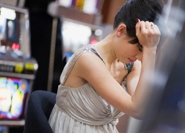 Vừa mới kết hôn, tôi sợ hãi muốn ly hôn ngay khi biết chồng từng bắt ép vợ cũ ở nhà để làm gì-1