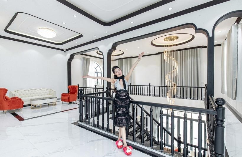 Ngắm biệt thự hơn 10 tỷ đồng của Hoa hậu Phan Thị Mơ-8