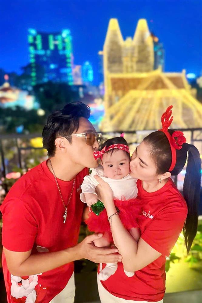 Sao Việt khoe ảnh mừng Giáng sinh 2024-10