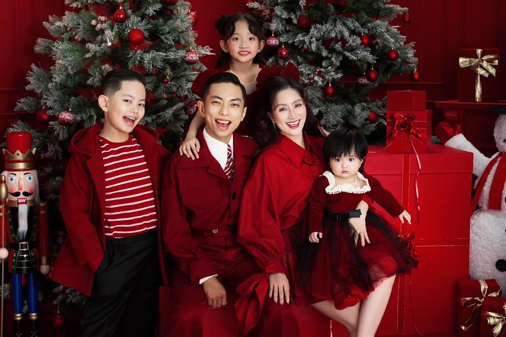 Sao Việt khoe ảnh mừng Giáng sinh 2024-4