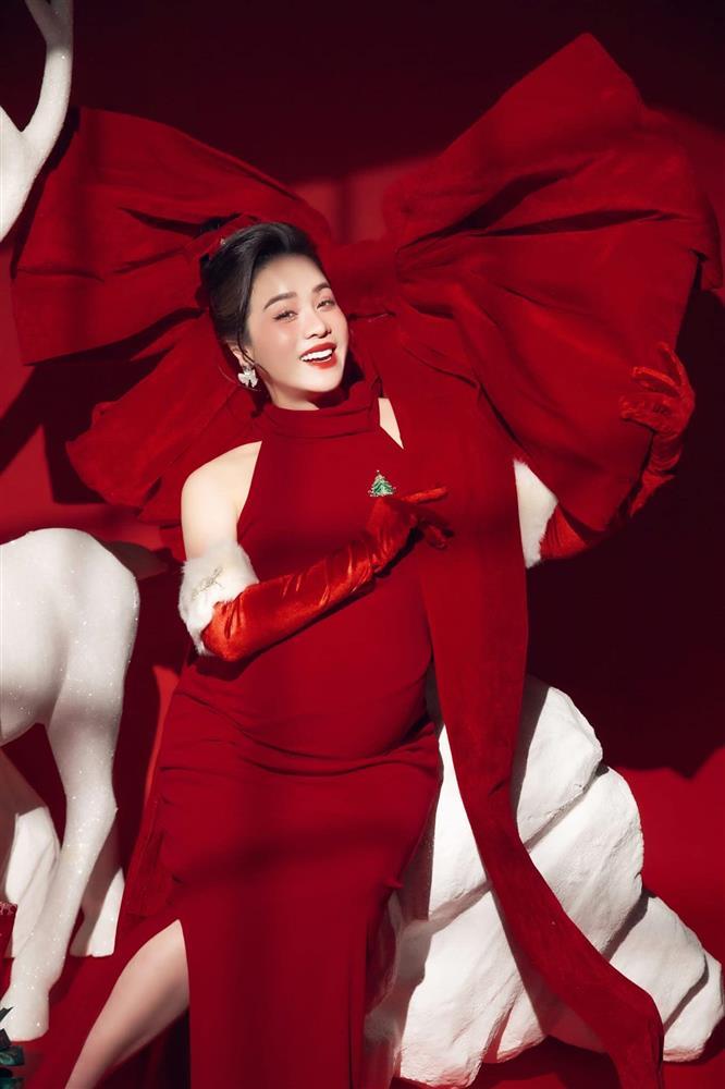 Sao Việt khoe ảnh mừng Giáng sinh 2024-7