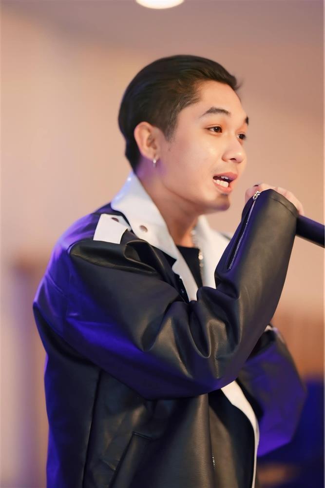 Rapper Lil Ken vừa bị bắt vì cùng vợ cũ lừa đảo chạy án 1,8 tỷ đồng là ai?-1