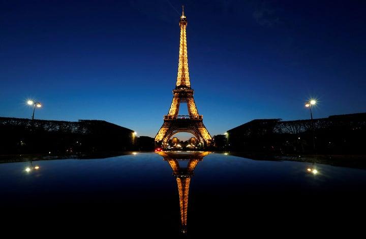 thap-eiffel-9-23325545.jpg