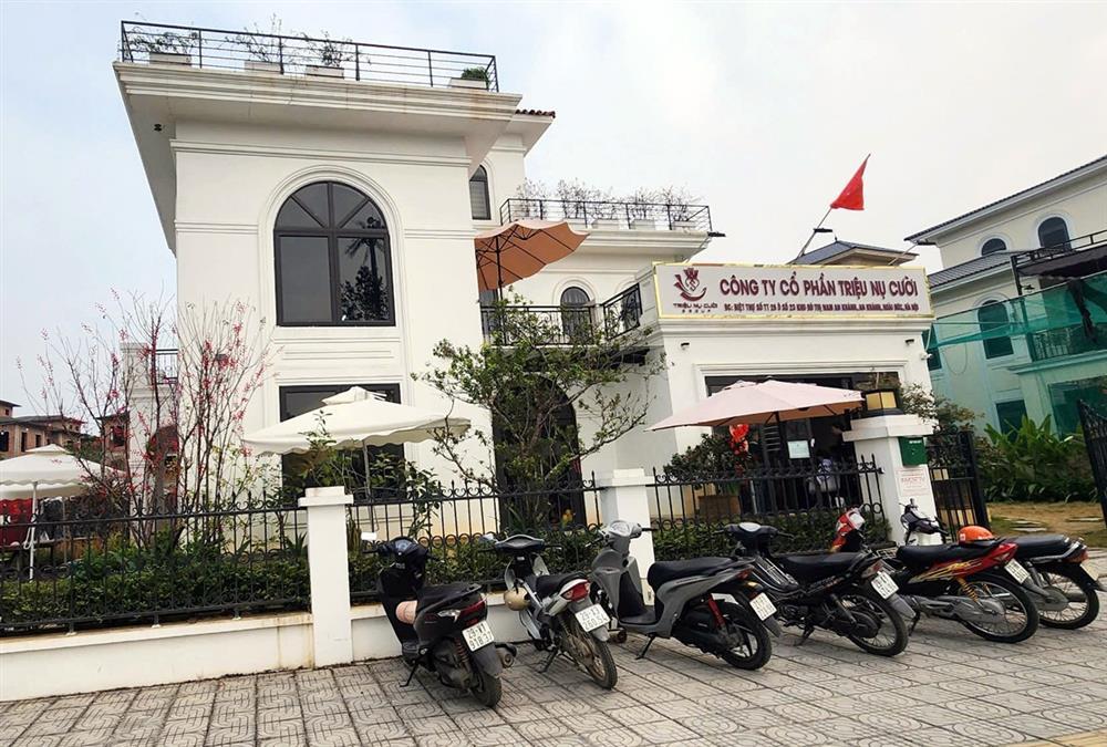 Khám xét khẩn cấp trụ sở Công ty cổ phần Triệu nụ cười-1