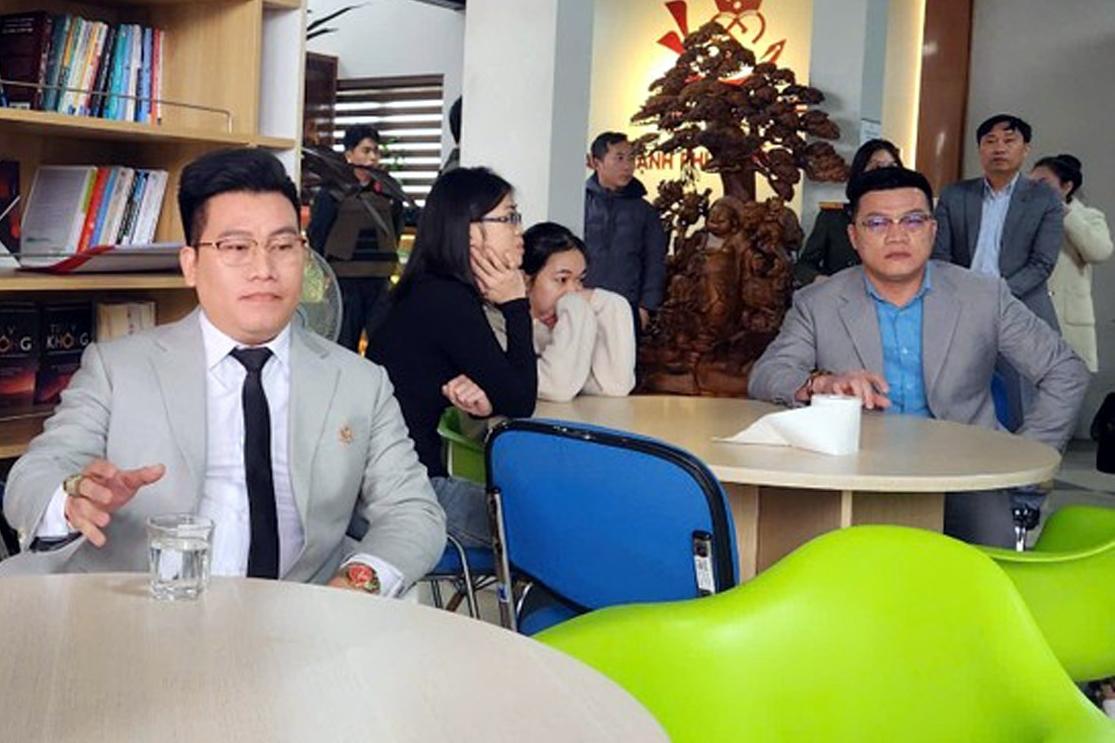 Khám xét khẩn cấp trụ sở Công ty cổ phần Triệu nụ cười-3