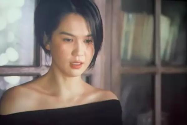 Chị dâu của Ngọc Trinh, Việt Hương âm thầm thu 100 tỷ-1