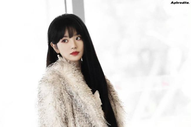 Nàng tiểu thư tài phiệt đẹp nhất màn ảnh Hoa ngữ hiện tại: Visual được khen chưa bao giờ xấu, khí chất sang chảnh tràn màn hình-2