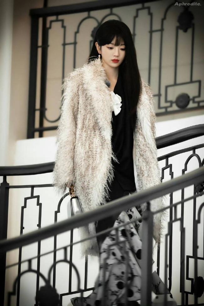 Nàng tiểu thư tài phiệt đẹp nhất màn ảnh Hoa ngữ hiện tại: Visual được khen chưa bao giờ xấu, khí chất sang chảnh tràn màn hình-5