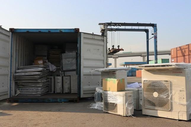 Bắt container chứa hàng cấm nhập về cảng ở Hải Phòng-2