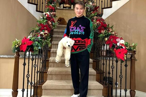 Đàm Vĩnh Hưng làm điều đặc biệt cho một người đàn ông sau khi về nước-3