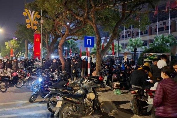 Thành Chung 2 thẻ vàng không bị treo giò trận tuyển Việt Nam tái đấu Singapore-2