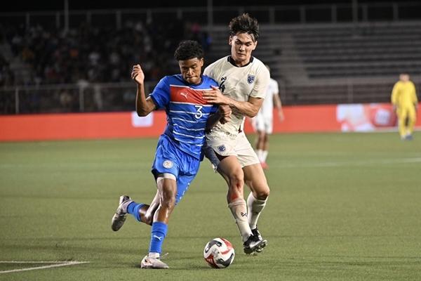 Truyền thông Thái Lan sốc nặng, đổ lỗi thua Philippines do mặt cỏ nhân tạo-1