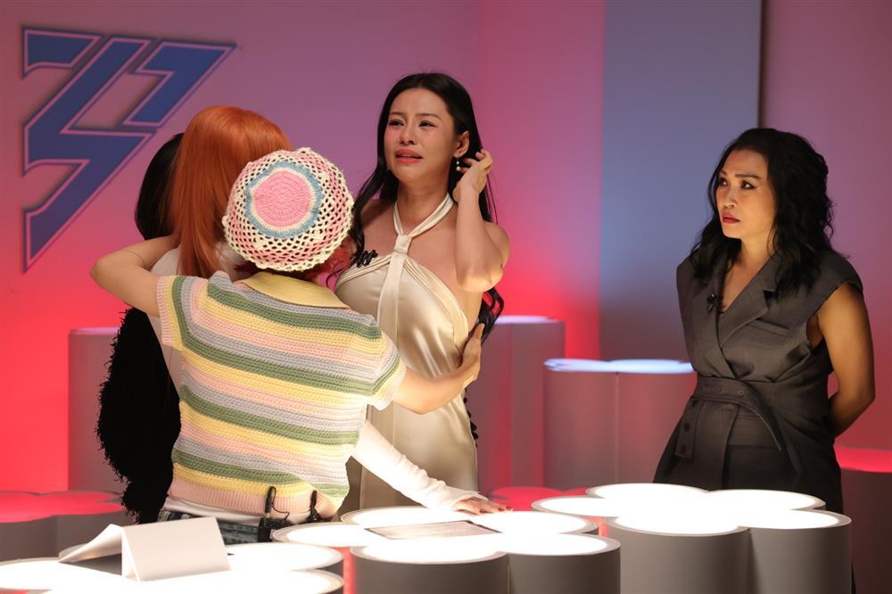 Thực hư Chị đẹp đạp gió bị thất sủng…-2