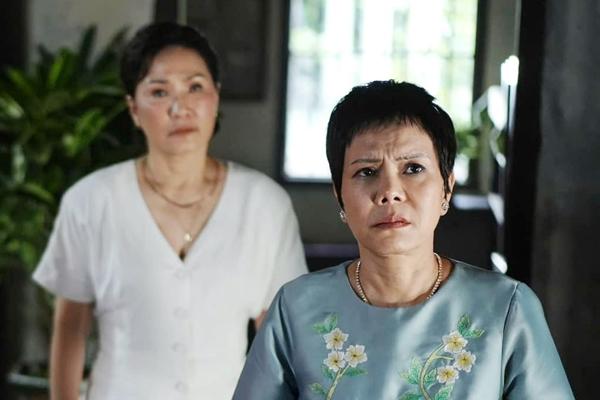 Cú sốc tại phòng vé Việt cuối năm-2