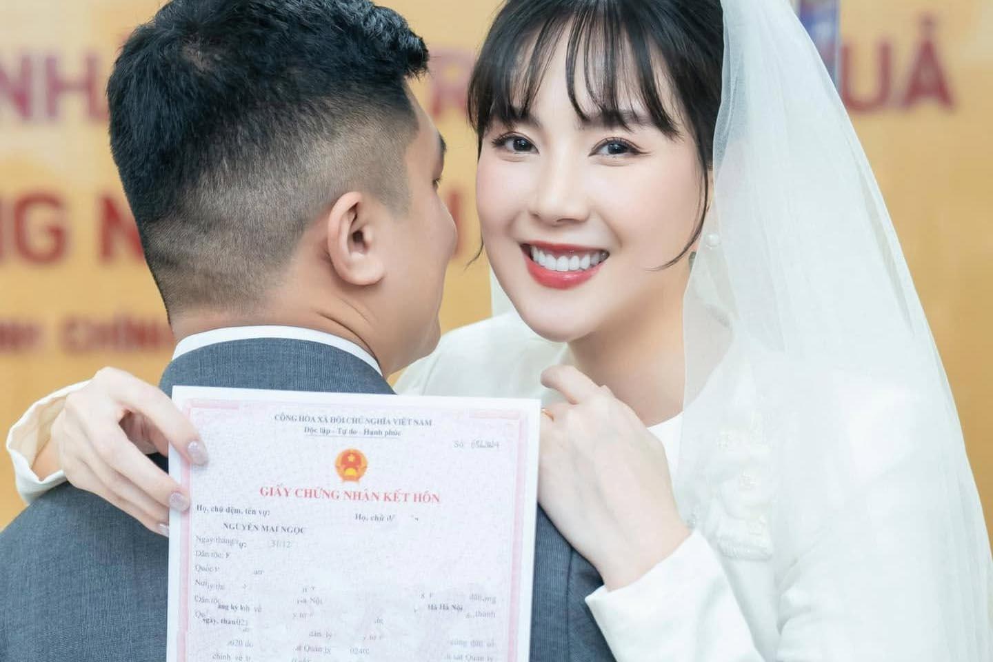 Mẹ chồng Mai Ngọc gây chú ý-6