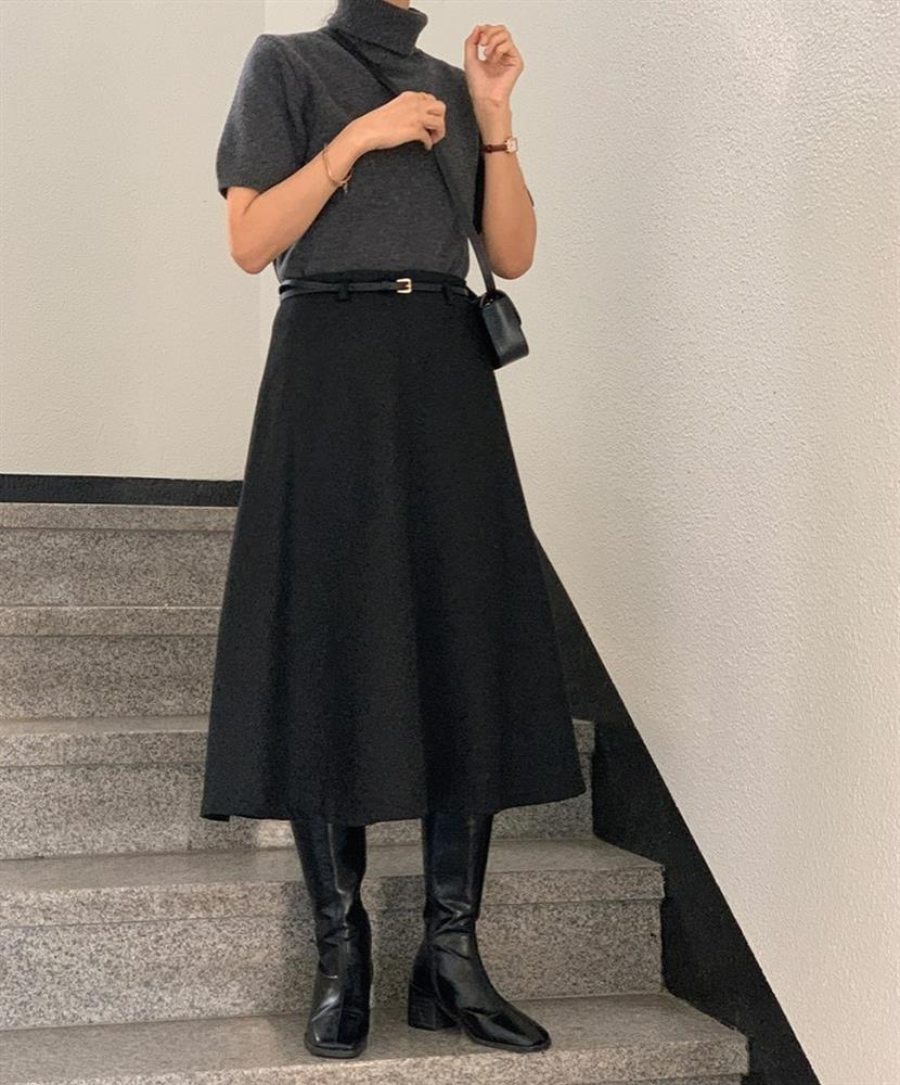 Người phụ nữ cao 1m53 có 10 cách mặc chân váy tôn dáng mà không cần đi giày cao gót-1