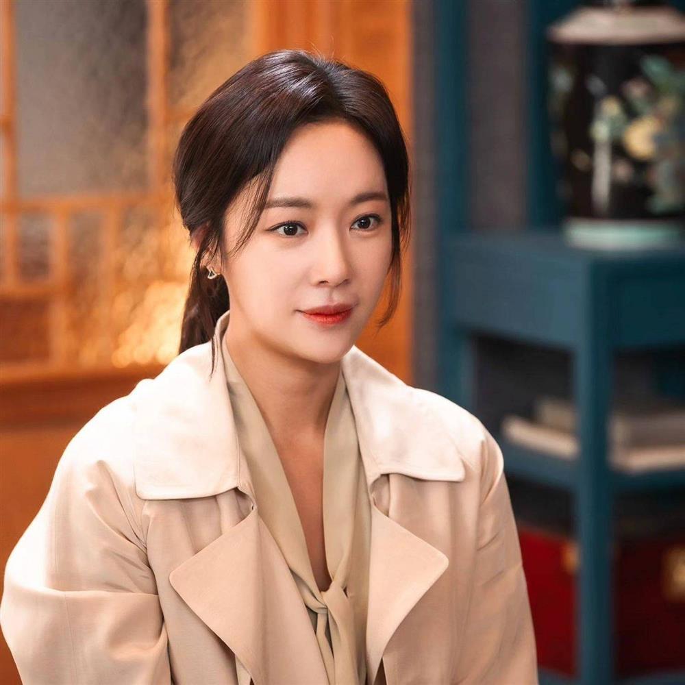 Hwang Jung Eum bị cơ quan quốc gia điều tra đột xuất giữa drama-2