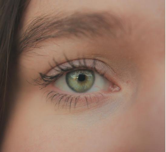 9 cách đơn giản để trông trẻ hơn tuổi thật không phải chị em nào cũng biết-8