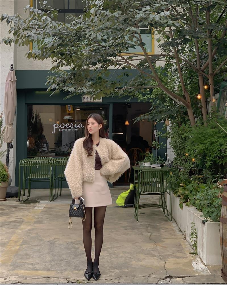 4 kiểu chân váy tôn dáng tối ưu diện Tết-2