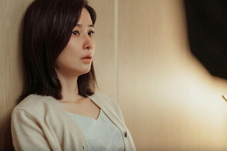 Muốn hủy hôn bạn trai giàu có khi phát hiện anh ta hay lén lút gặp người này-1