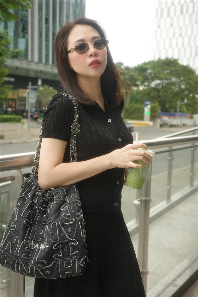 Tình duyên của sao nữ tuổi Tỵ: Người an yên bên chồng đại gia, người cay đắng rời khỏi nhà hào môn-7