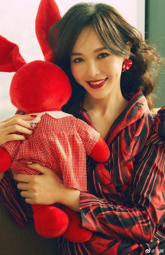 18h00 thứ Năm (2/1/2025), 3 con giáp mở mắt tiền rơi trúng người, tài lộc vượng phát-2