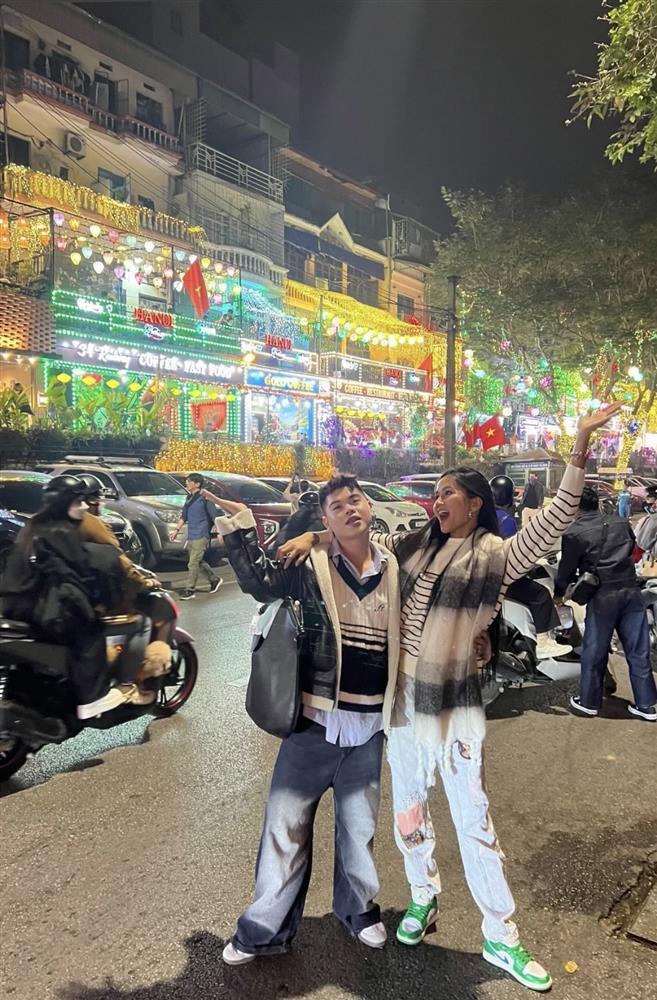 Dàn hoa hậu, á hậu trong khoảnh khắc đón năm mới-7