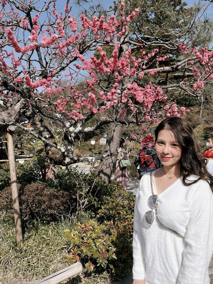 Nhan sắc trên sân khấu và đời thực của tân Hoa hậu Biển Việt Nam 2024-8