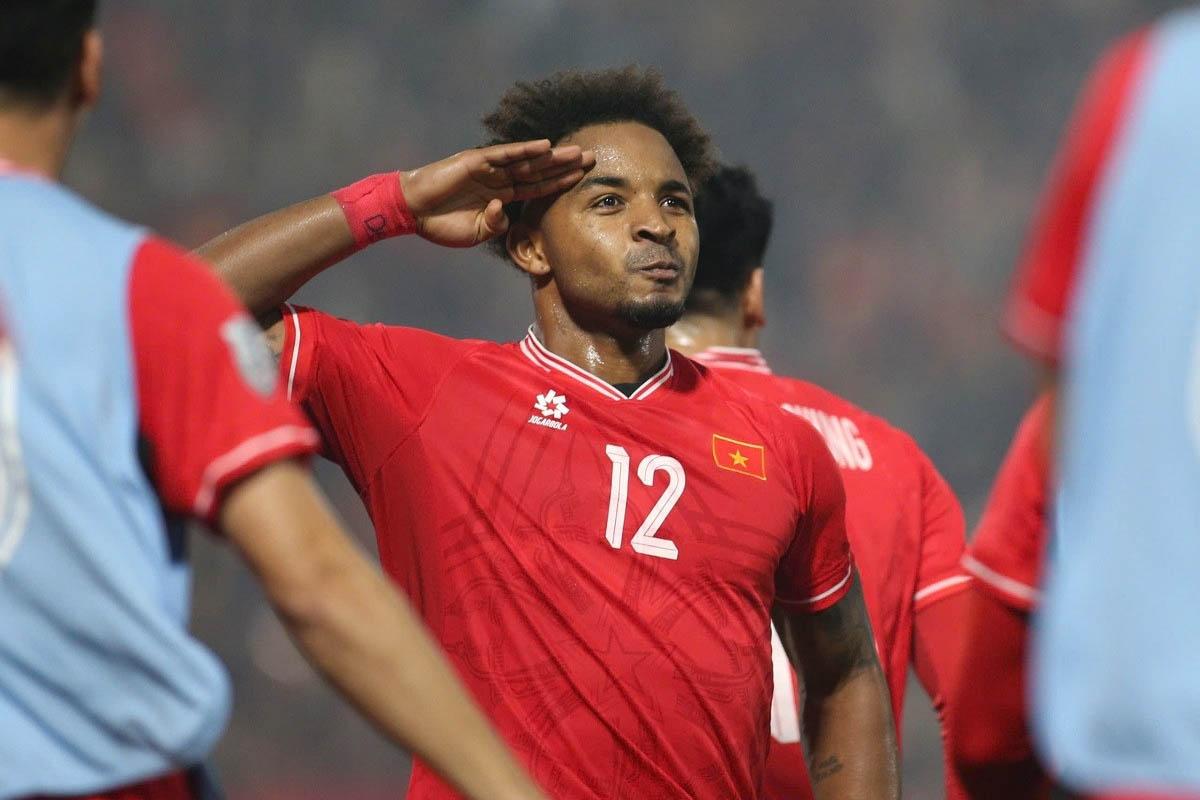 Xuân Son ghi 2 bàn, tuyển Việt Nam thắng Thái Lan-3