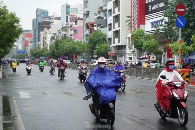 TPHCM có mưa trái mùa, không khí lạnh tăng cường cuối tuần này-1