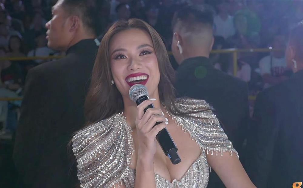 Phần thi ứng xử hoa hậu gây tranh cãi-3