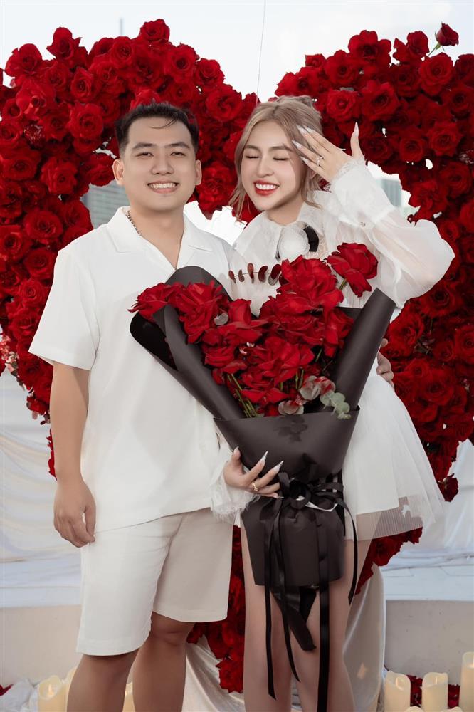 Tiểu thư nổi tiếng không biết hấp thức ăn, mẹ chồng chứng kiến cảnh tượng trong bếp có biểu cảm gây xôn xao-4