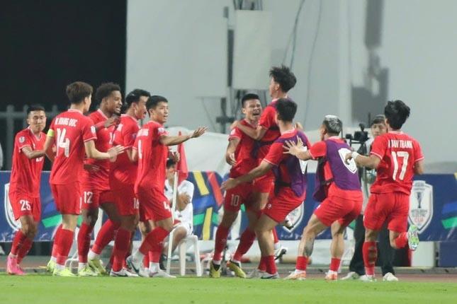 Đội tuyển Việt Nam vượt mặt Thái Lan về tiền thưởng-3