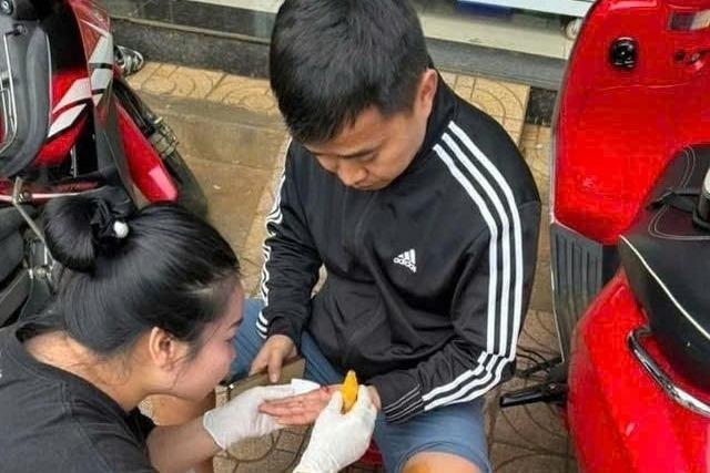 Hiện trường vụ cháy thiêu rụi nhiều ngôi nhà tại đường Hồ Tùng Mậu, Hà Nội-13