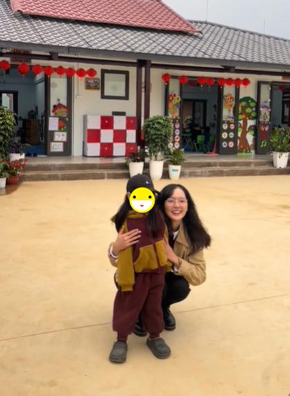 Lại là Hải Tú: Nhan sắc quay lén chưa bao giờ xấu, nhưng lộ 1 điểm làm nhiều người thấy tiếc-4