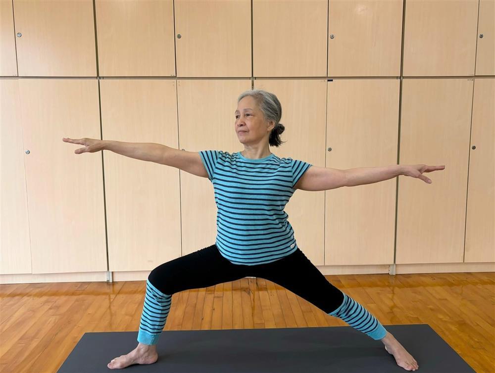 Các bài tập yoga buổi tối giúp đốt cháy calo-3