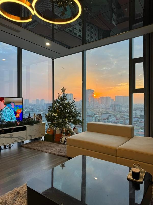 Cầu thủ được nhận xét nóng tính nhất tuyển Việt Nam: Gây chú ý với căn hộ cao cấp 11 tỷ đồng ở Hà Nội và cơ ngơi khang trang tại quê nhà-5