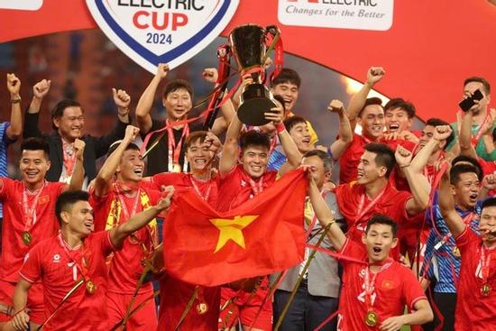 3 cầu thủ ĐT Việt Nam lọt vào danh sách bình chọn tiền vệ xuất sắc nhất AFF Cup 2024
