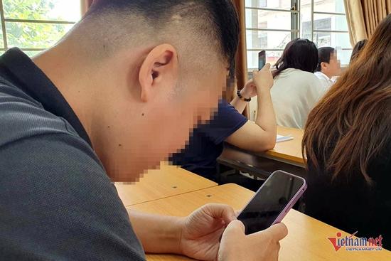 Nhiều người dân ở Hà Nội nhận cuộc gọi lạ dọa 'cắt điện' nếu không nộp tiền