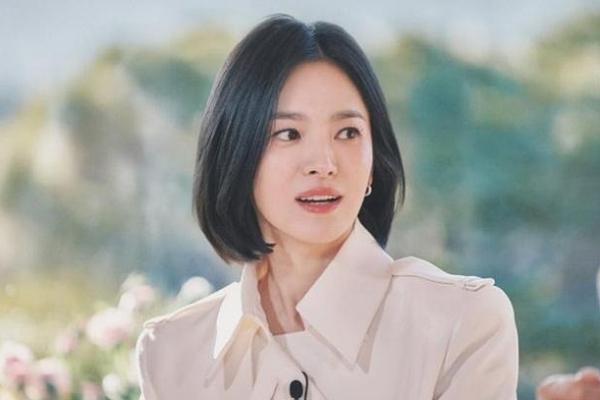 Song Hye Kyo xin lỗi-3