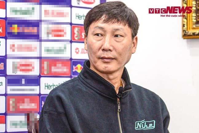 Vì sao HLV Kim Sang-sik chỉ cần 8 tháng giúp tuyển Việt Nam vô địch AFF Cup?-3