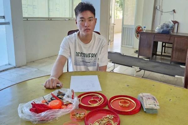 Tạm giữ đối tượng nhiều lần đột nhập nhà dân trộm cắp tài sản-1