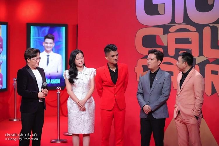 Lời nguyền mùa một-1