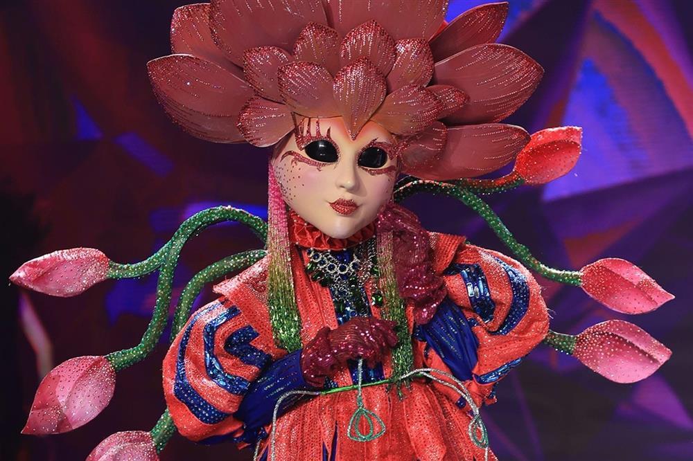 Lời nguyền mùa một-7