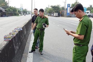 Tạm giữ hình sự 6 đối tượng vụ đốt pháo hoa, nhảy múa trên quốc lộ 1