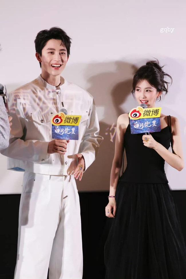 Công chúa bong bóng đẹp nhất màn ảnh Hoa ngữ hiện tại: Nhan sắc lên hương dữ dội, tỏa sáng rực rỡ hậu Đêm Hội Weibo-5